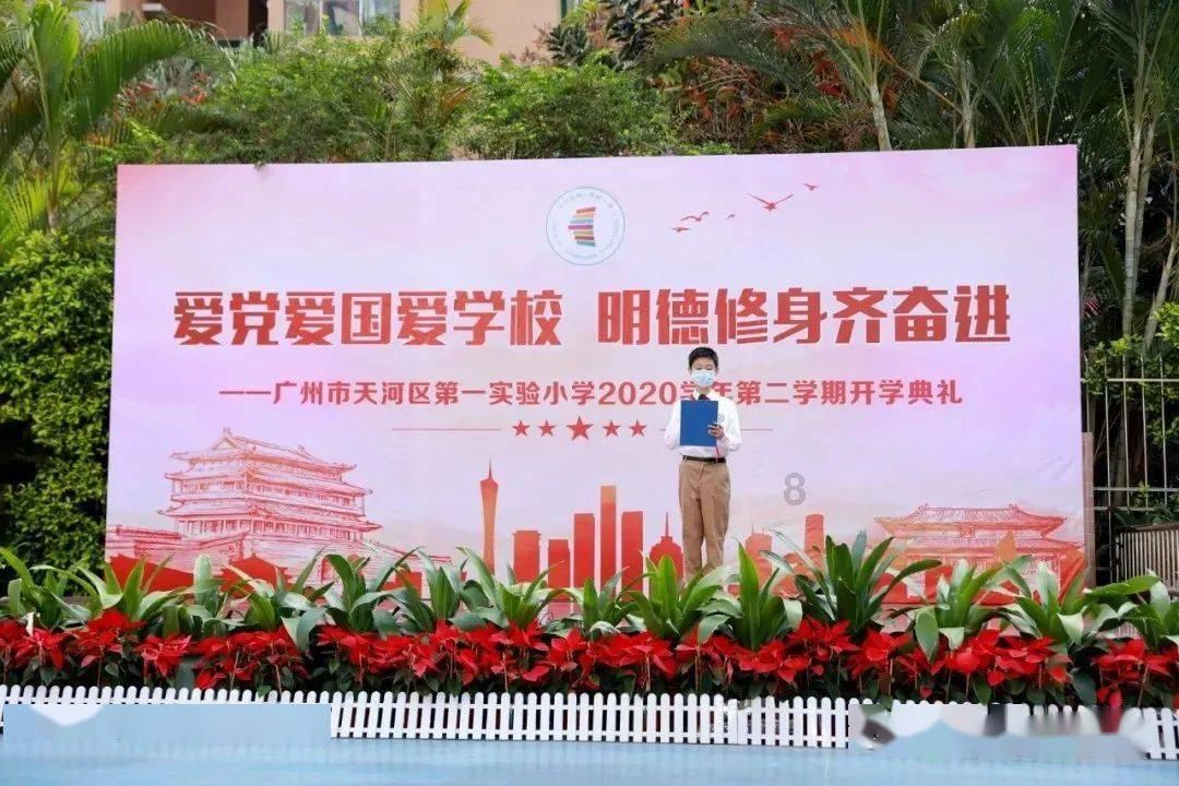逃出诡异古宅