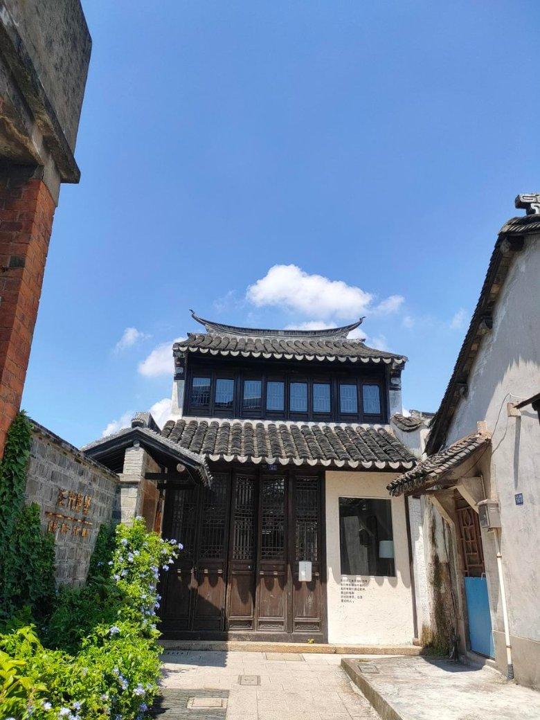 秦平:“网上年货节”启幕,年味渐浓消费旺